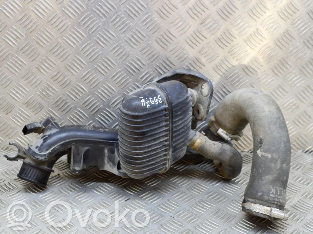Audi A4 S4 B8 8K Rezonator admisie