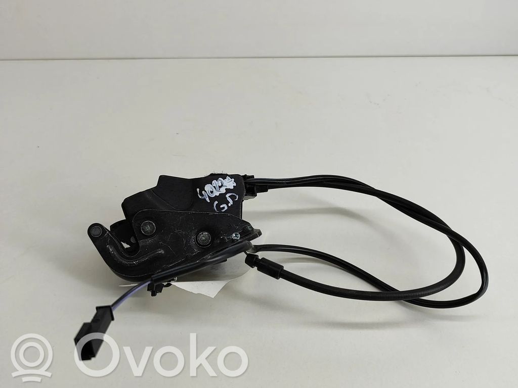 BMW i3 Takaoven lukko 