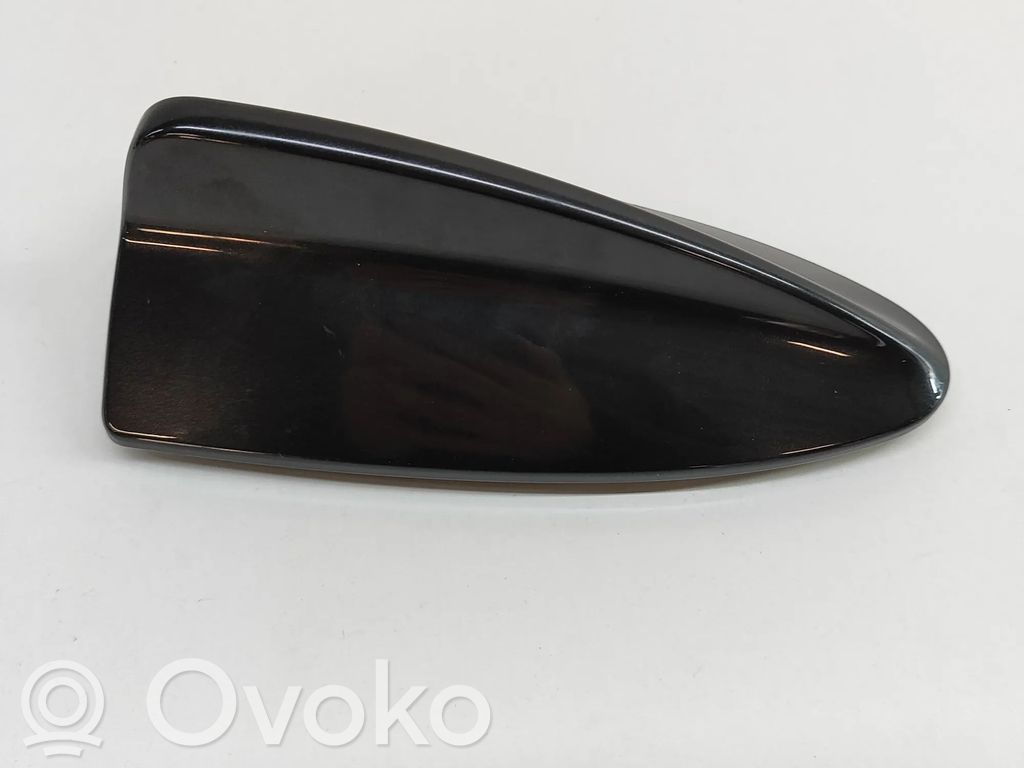 Osłona anteny dachowej GPS   9125663
