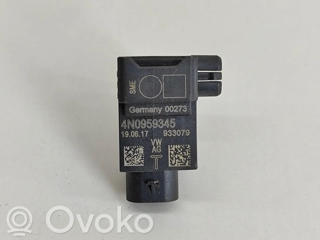 Audi Q5 SQ5 FY Airbagsensor Crashsensor Drucksensor 