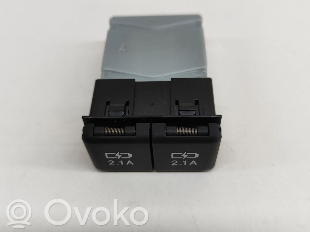 Lexus UX USB socket connector 