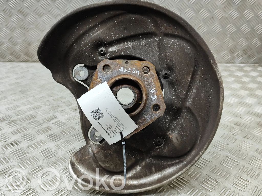 Audi A5 Cubo de rueda trasera 