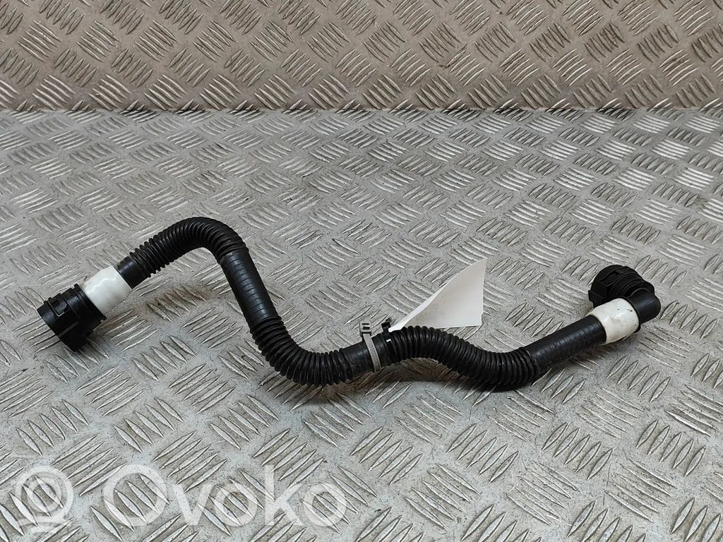 Tesla Model Y Engine coolant pipe/hose 