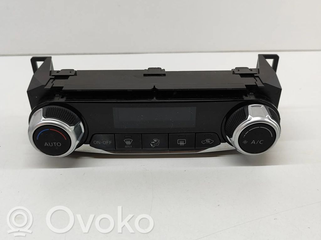 Nissan Juke II F16 Interruptor de control del ventilador interior