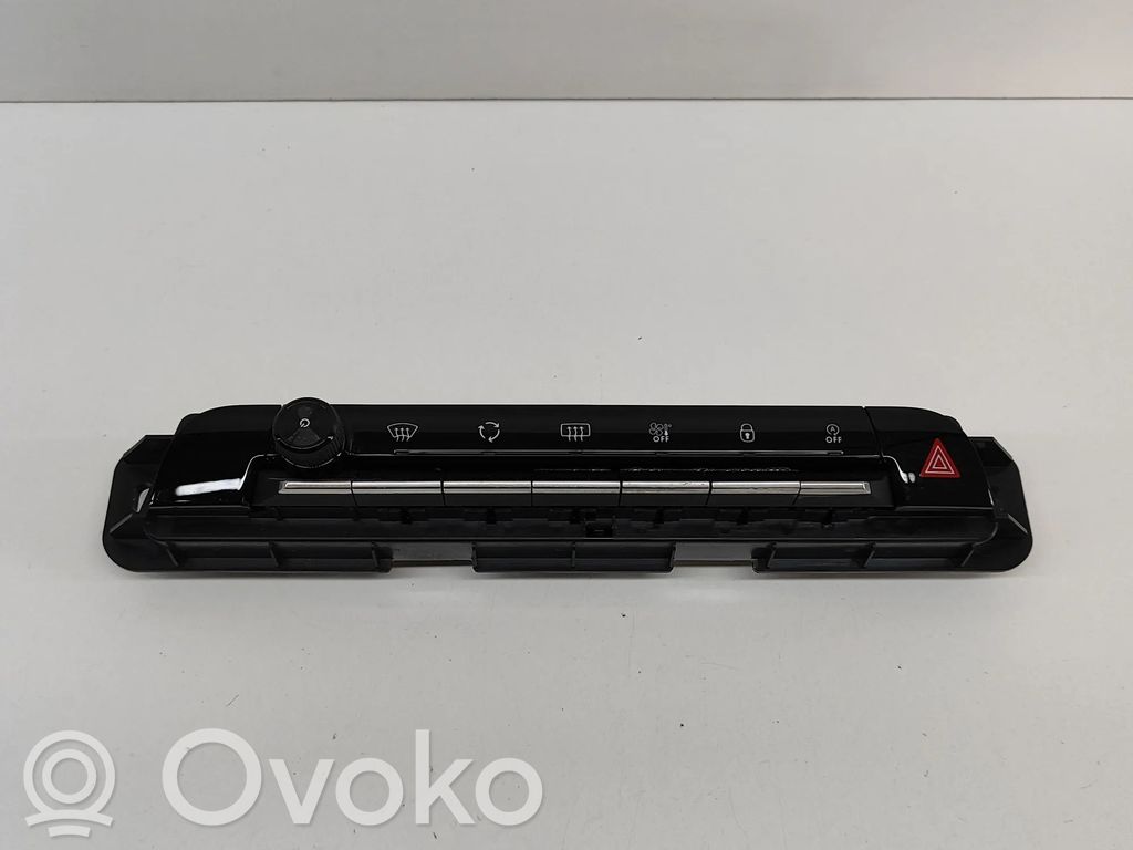Citroen C5 Aircross Un conjunto de interruptores 