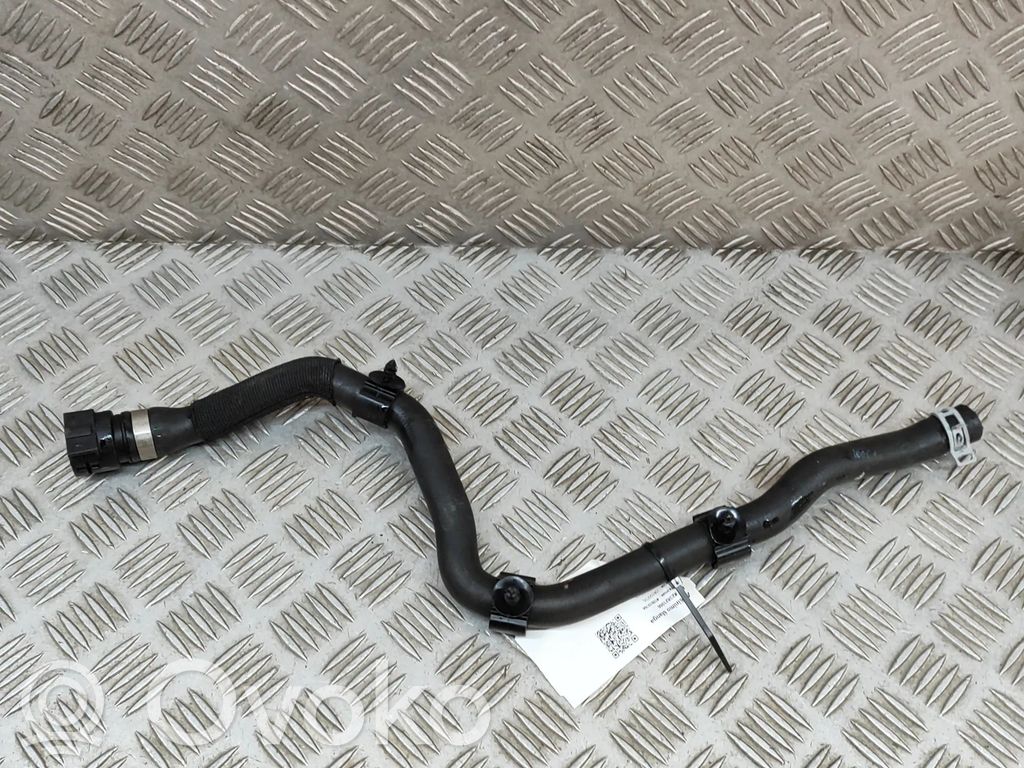 BMW i4 Engine coolant pipe/hose 