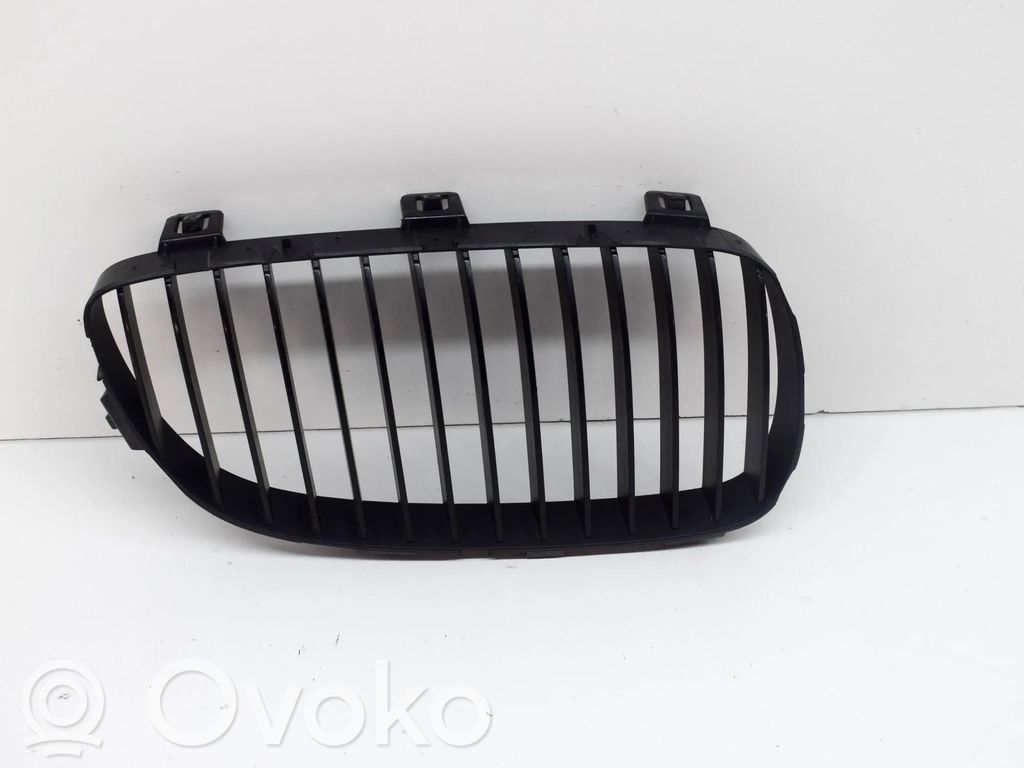 BMW 3 E92 E93 Priekšējais režģis 