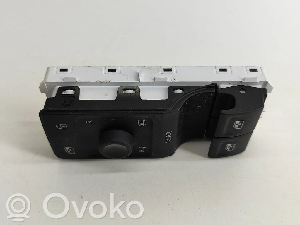 Volkswagen ID.3 Electric window control switch 