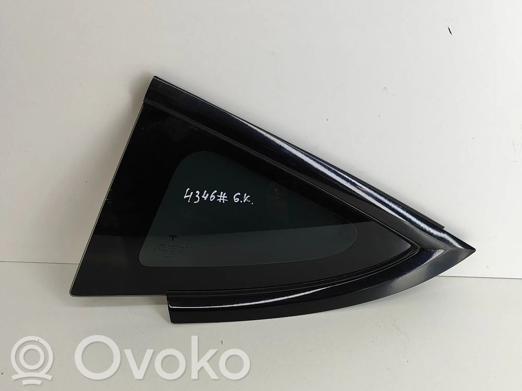 Tesla Model 3 Vidrio lateral trasero 