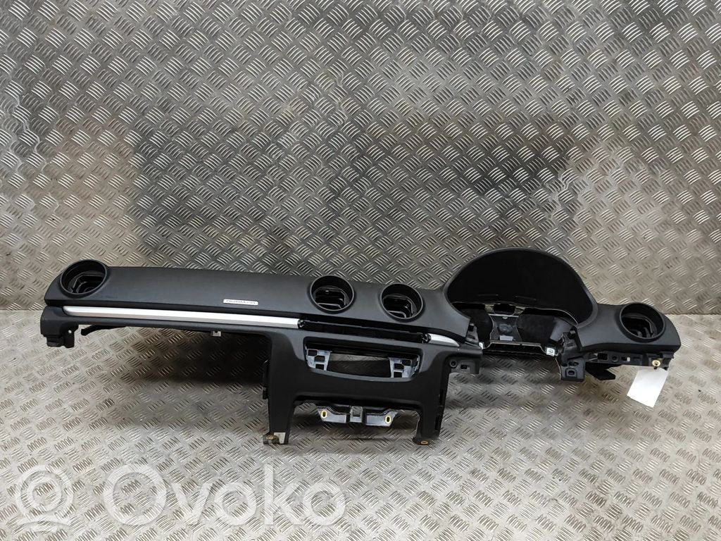 Panel de instrumentos   8V2857067