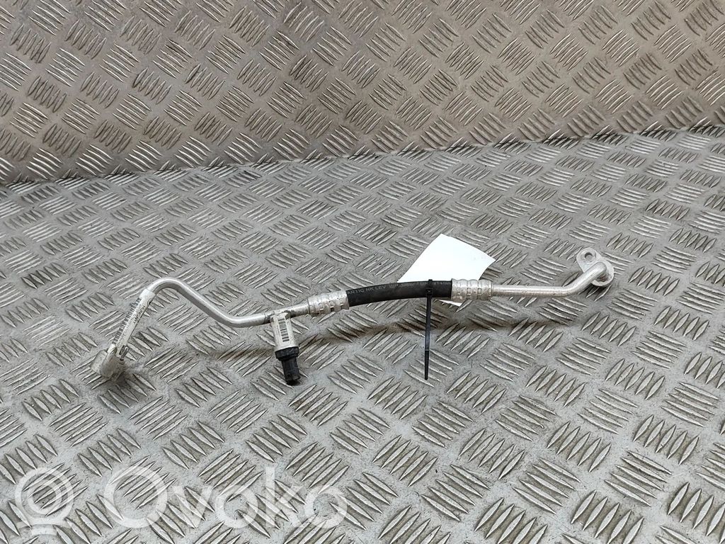Ilmastointilaitteen putki (A/C)   9291157