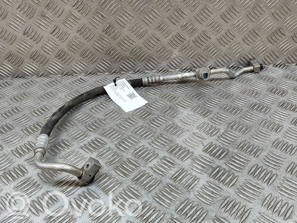 Skoda Enyaq iV Ilmastointilaitteen putki (A/C) 
