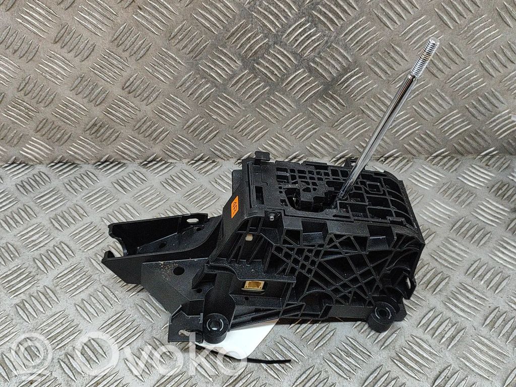 Toyota RAV 4 (XA40) Selector caja de cambios 
