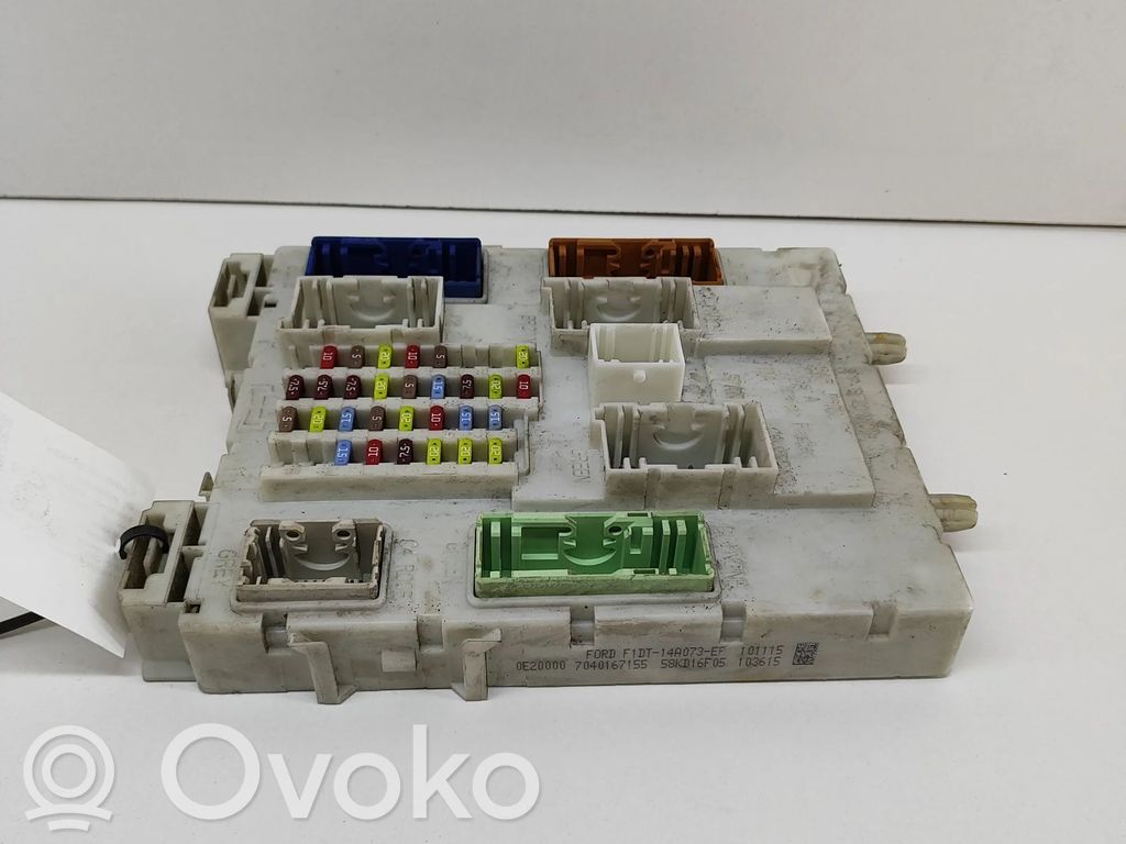 Ford Focus Korin keskiosan ohjainlaite 