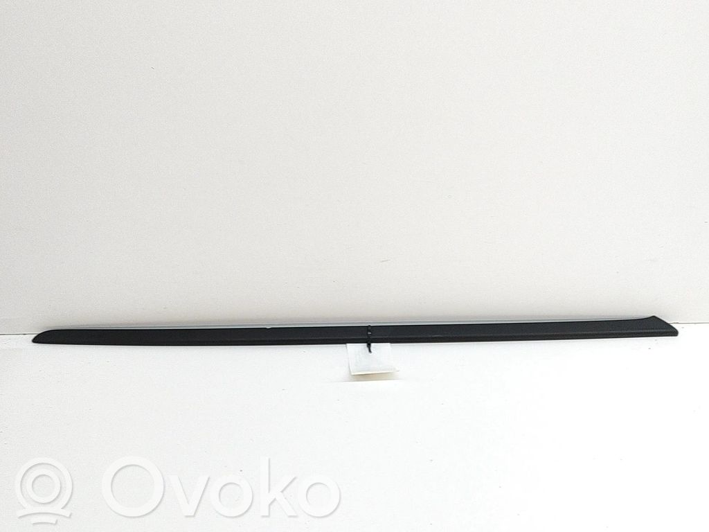 Audi Q4 e-tron Windshield trim 