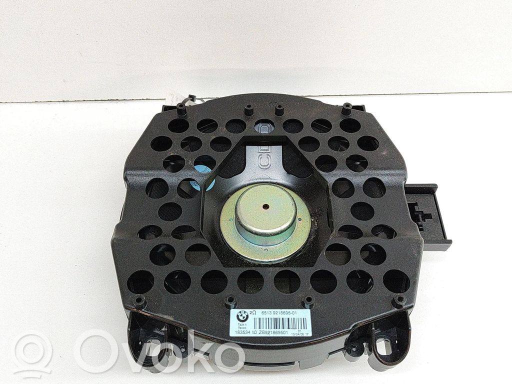 Subwoofer   9218695