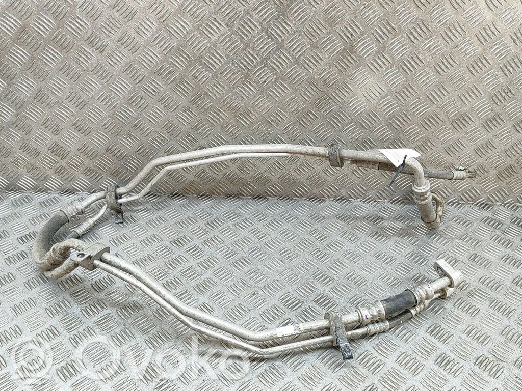 Tesla Model X Ilmastointilaitteen putki (A/C) 