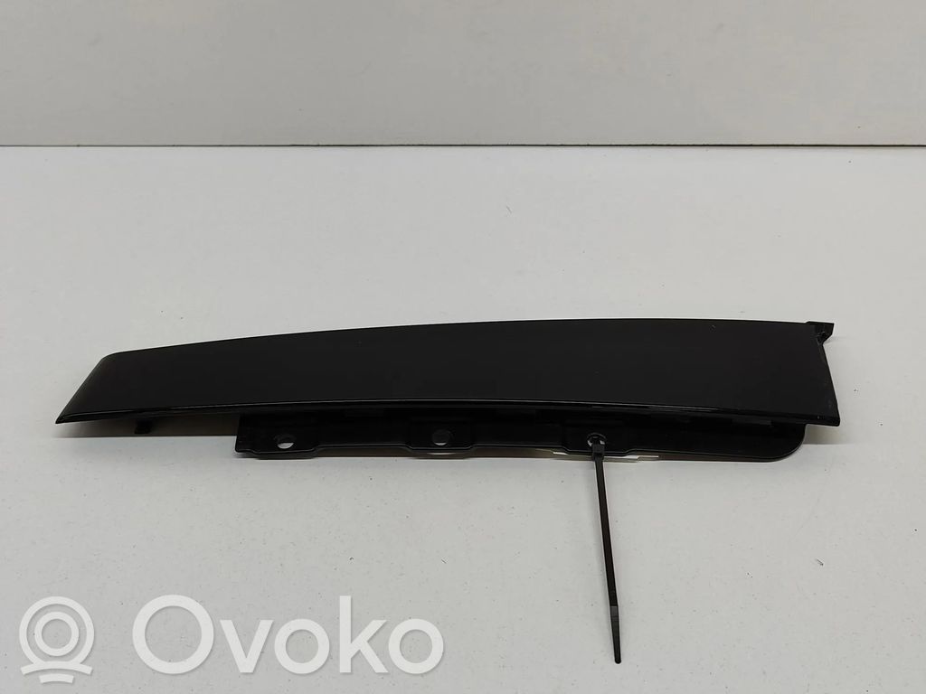 Audi A3 S3 8V Verkleidung Türfenster Türscheibe hinten 