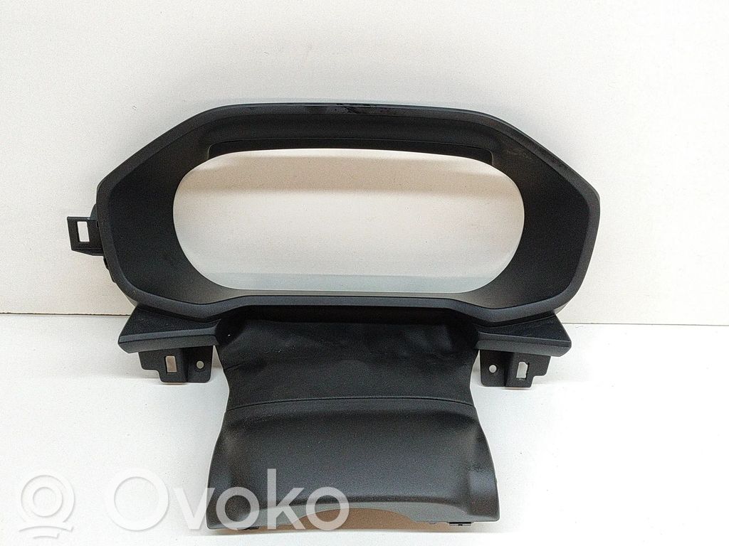 Polestar 2 Dashboard trim 