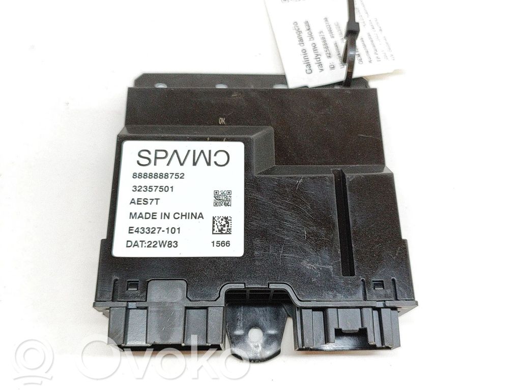 Polestar 2 Tailgate/trunk control unit/module 
