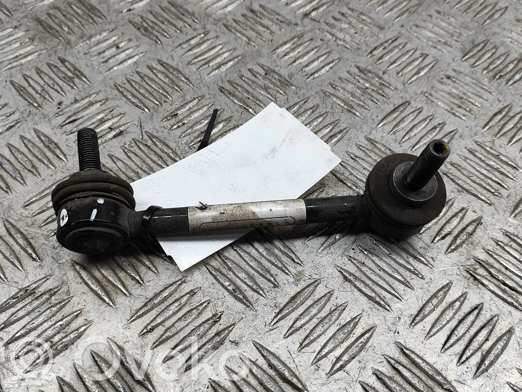 Tesla Model 3 Rear anti-roll bar/stabilizer link 