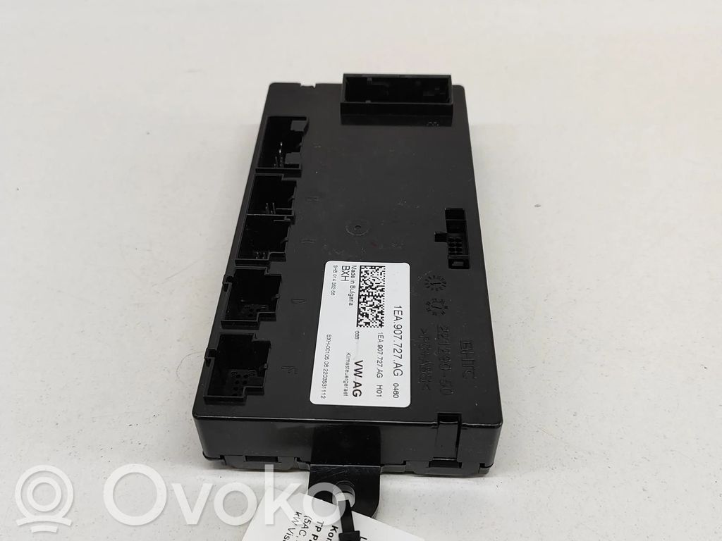 Skoda Enyaq iV Climate control unit 