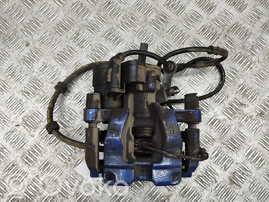 BMW 2 F44 Takajarrusatula 