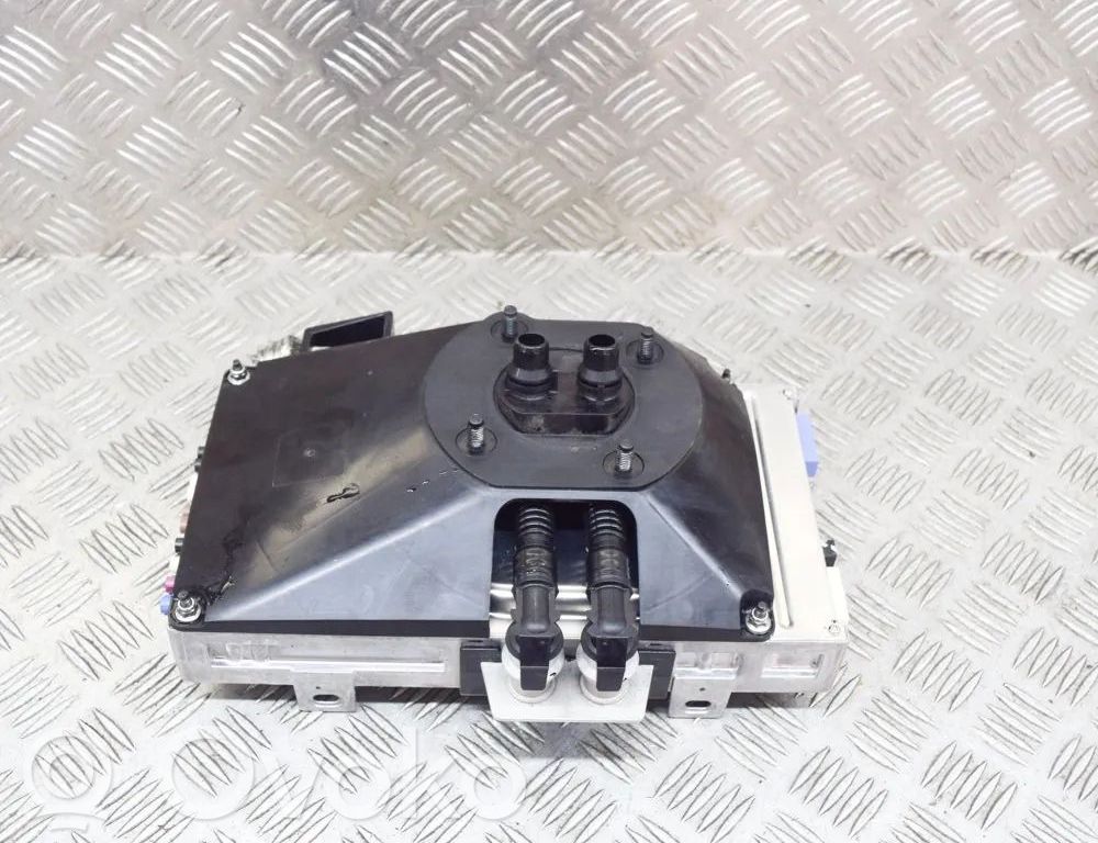 Tesla Model 3 Muut laitteet 