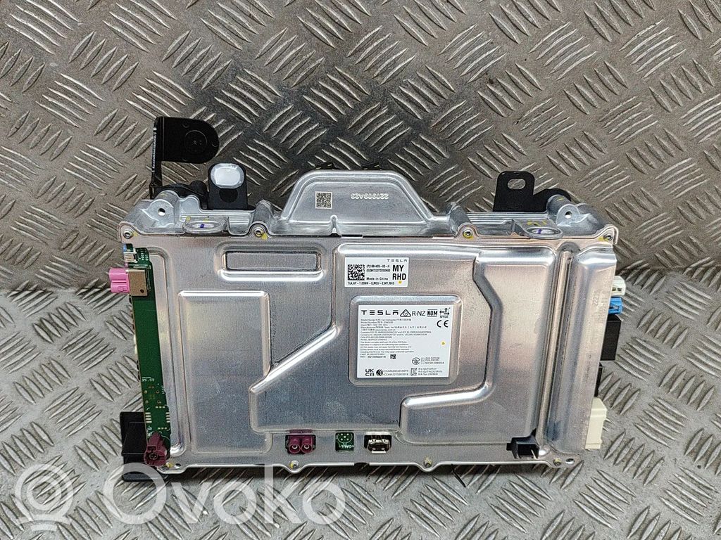 Tesla Model Y Inne wyposażenie elektryczne 