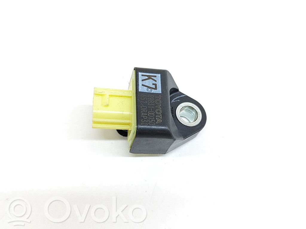Toyota Yaris XP210 Airbagsensor Crashsensor Drucksensor 