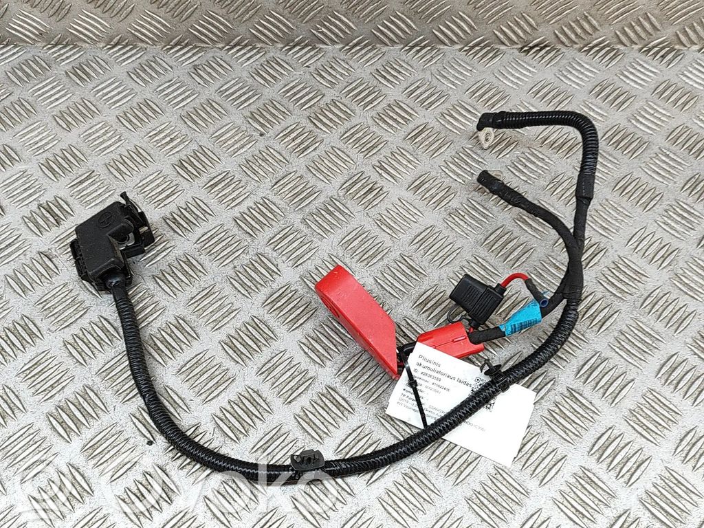 Plus / Klema / Przewód akumulatora   2690039010