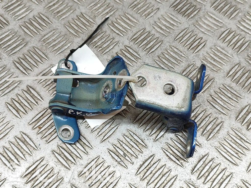 Ford Ranger Front door upper hinge 
