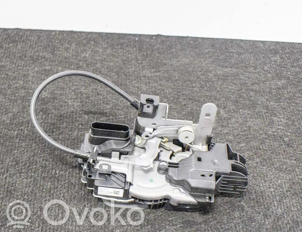 Volvo V40 Etuoven lukko 