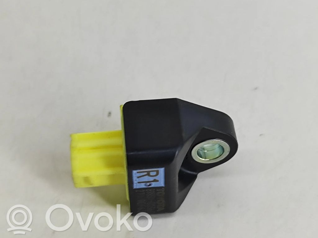Airbagsensor Crashsensor Drucksensor   8983102360
