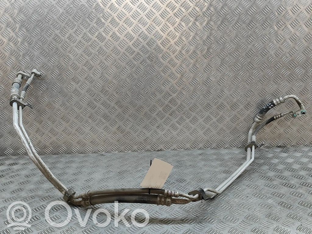 Tesla Model X Ilmastointilaitteen putki (A/C) 