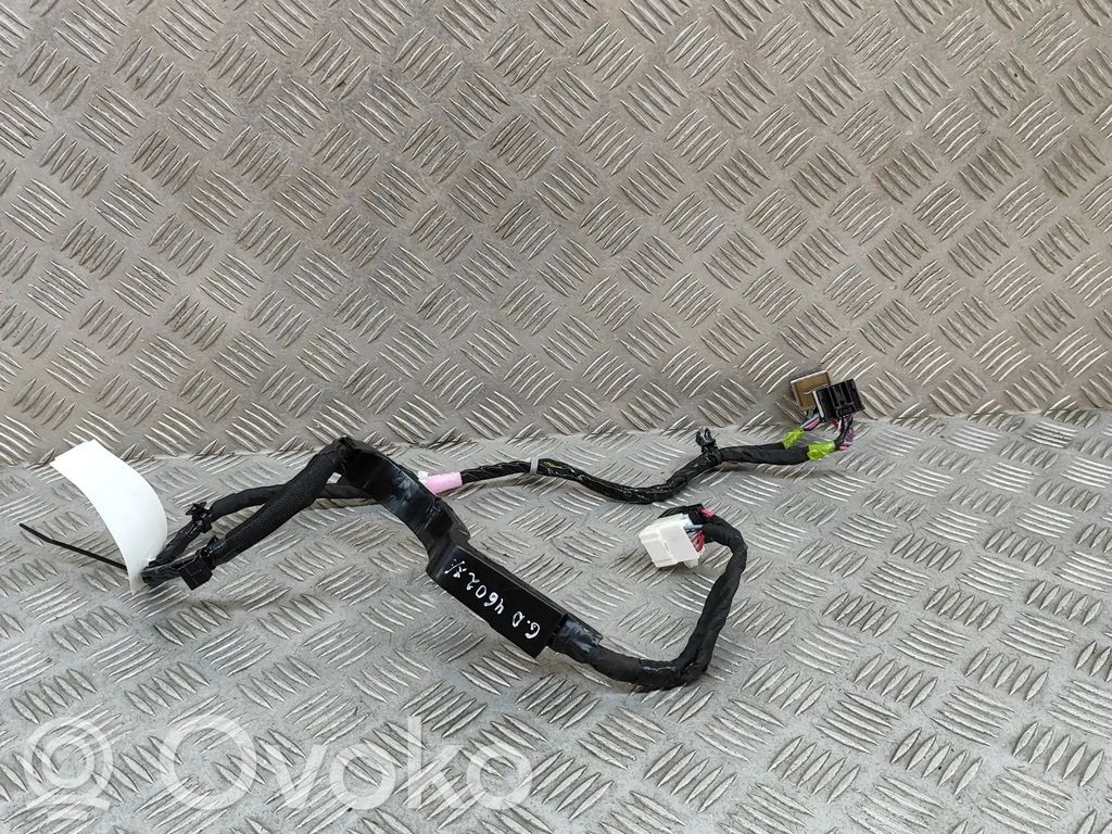 Tesla Model X Muu johtosarja 