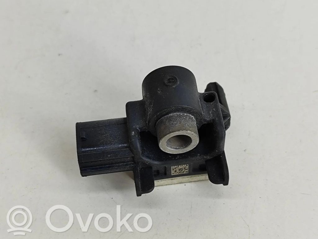 Sensor impacto/accidente para activar Airbag   8651A165