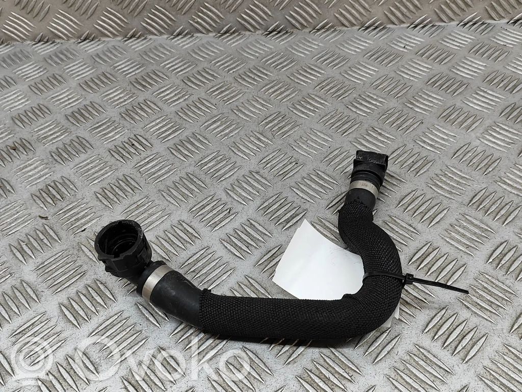 Mercedes-Benz EQC Conductă/furtun lichid de răcire motor 