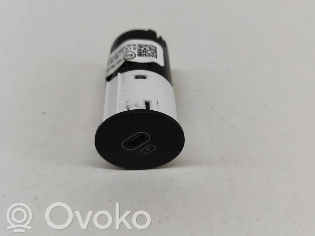 KIA EV6 Enchufe conector USB 