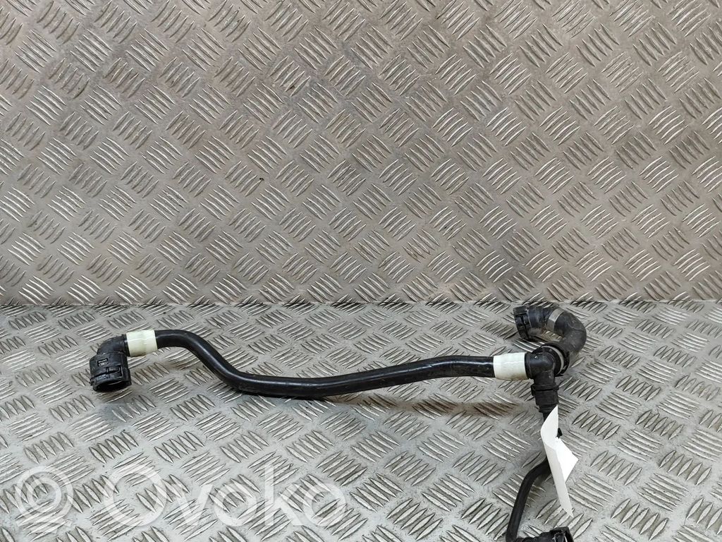 BMW iX Conductă/furtun lichid de răcire motor 