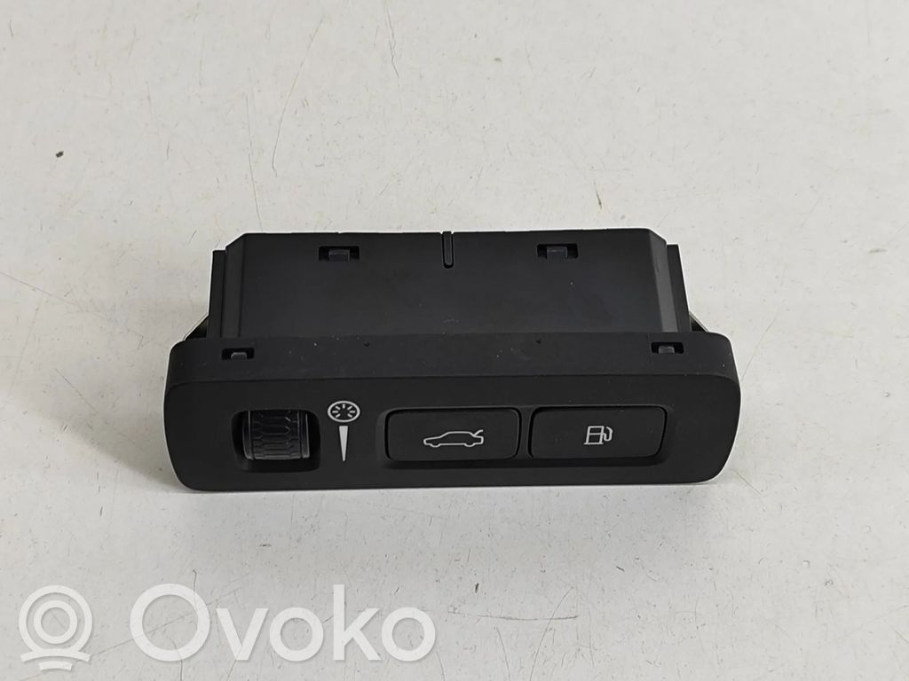 Volvo V60 Tailgate/boot open switch button 