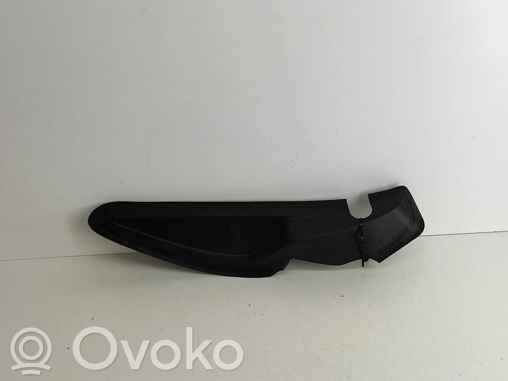 Peugeot 2008 II Listwa pod lampę tylną 