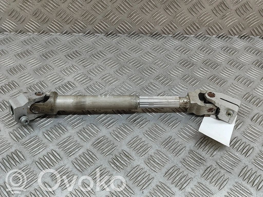 Mercedes-Benz A W176 Giunto cardanico del piantone dello sterzo 