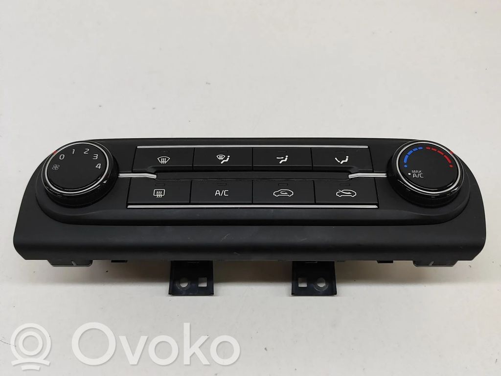 KIA Xceed Interior fan control switch 