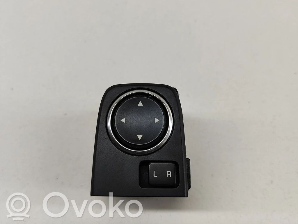 KIA Xceed Interruptor del espejo lateral 