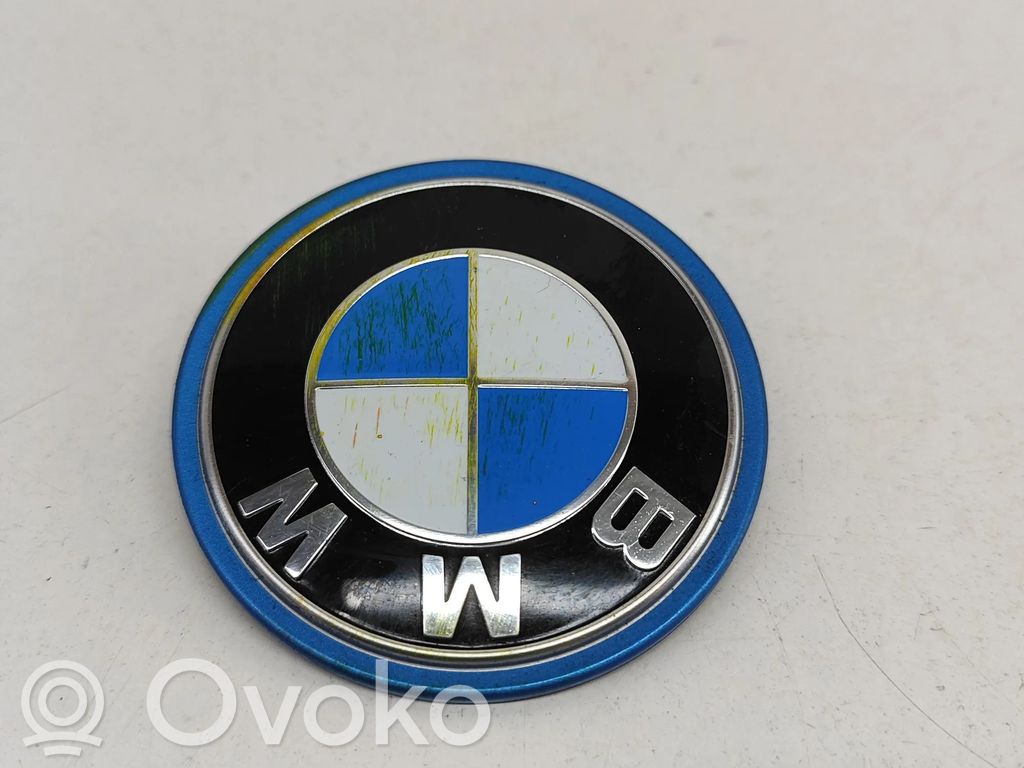 BMW iX1 Ražotāja emblēma 