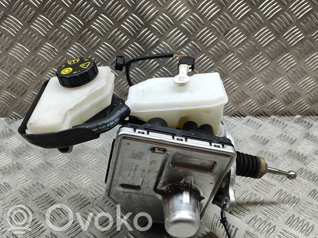 Volvo XC90 Brake booster 