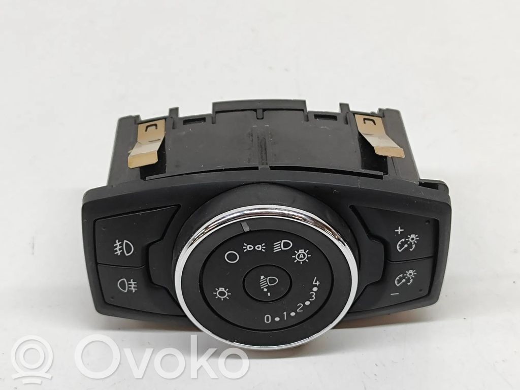 Light switch   AV1T13D061AC