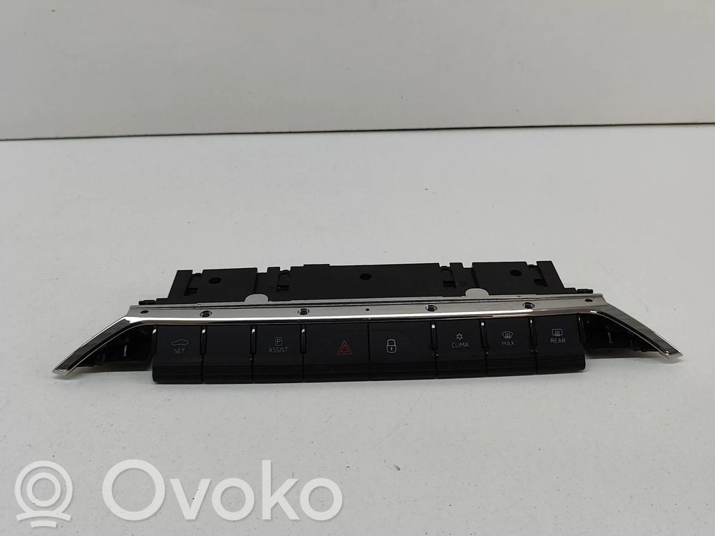 Skoda Octavia Mk4 Un conjunto de interruptores 
