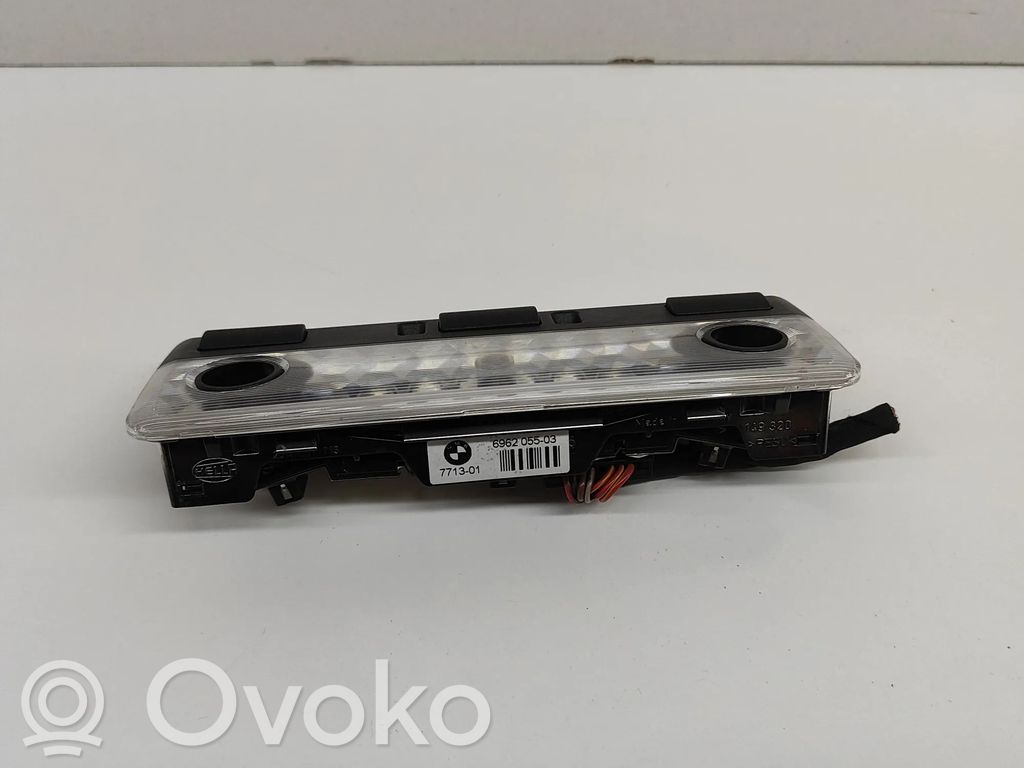 BMW 6 E63 E64 Priekinių vietų apšvietimo žibintas 